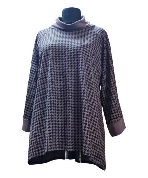 Modna tunika damska o linii trapezu - beżowo czarna pepitka